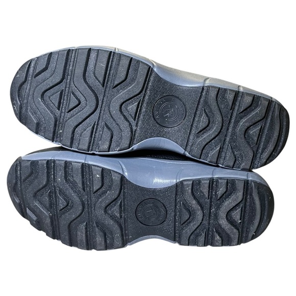 Santana Canada Black Winter Boots - Picture 6 of 11